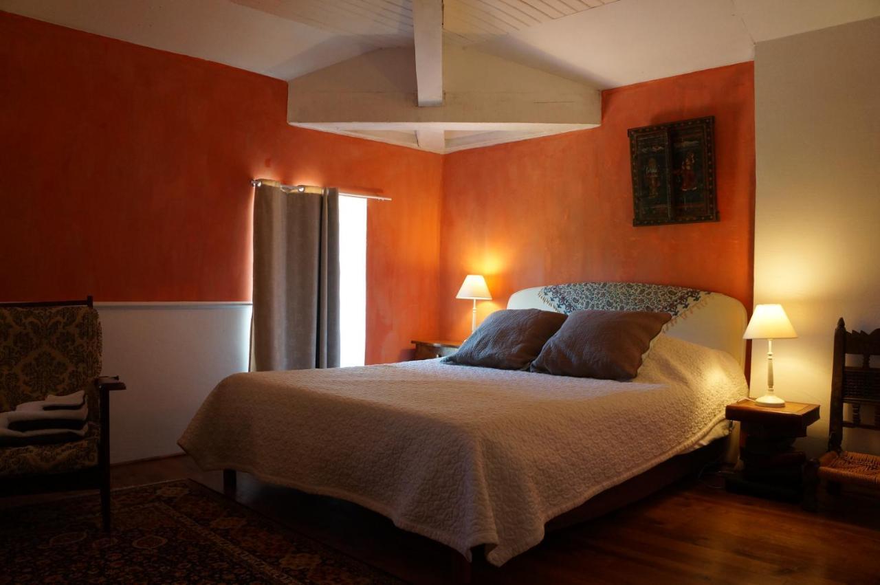 La Maison Des Chartreux Bed & Breakfast *