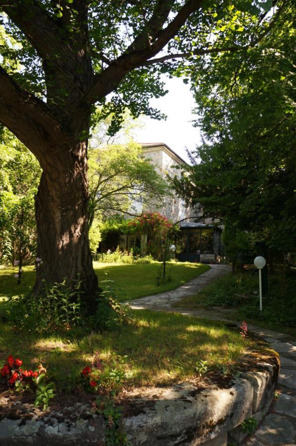 Bed & Breakfast La Maison Des Chartreux Brives-Charensac